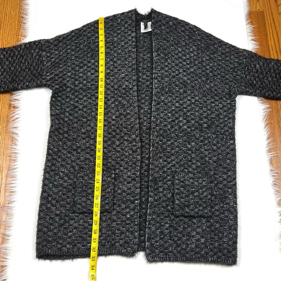 BCBG Maxazria Women's L Open Front Knit Cardigan Sweater Black Gray Fizzy Thick - Picture 10 of 14